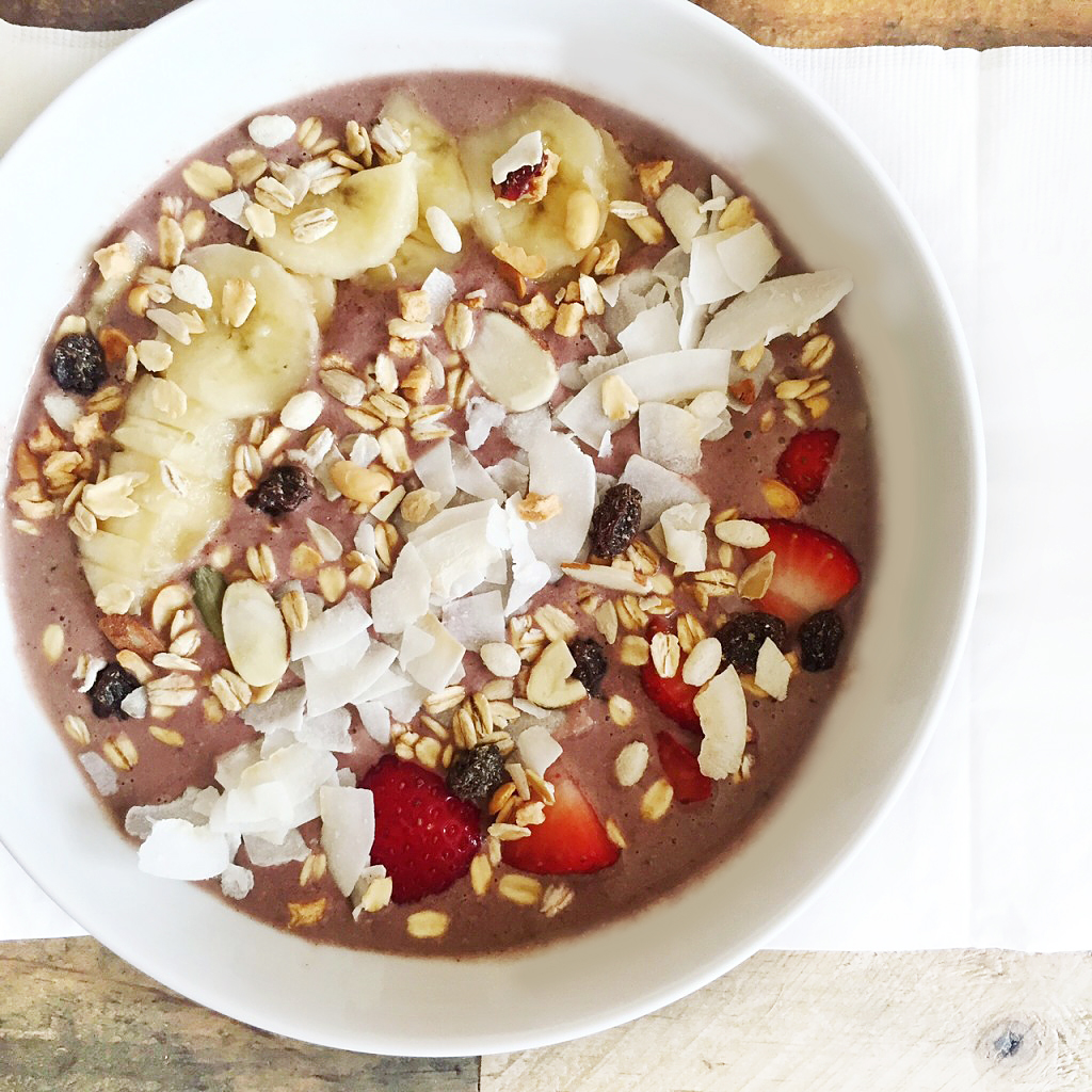 Super Simple Smoothie Bowl