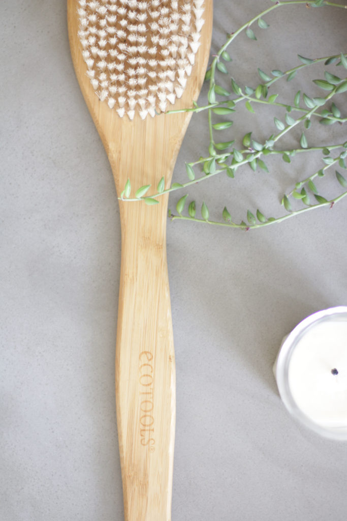 dry skin brushing |heatherlaurenlove.com