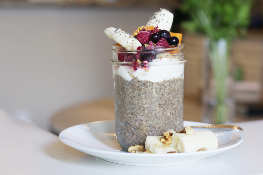 banana nut chia pudding | heatherlaurenlove.com